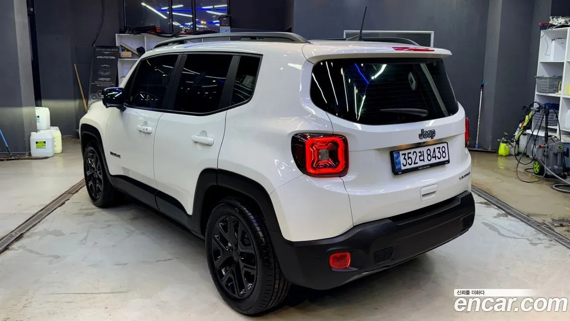 Jeep Renegade 2023 из KR, фото 5