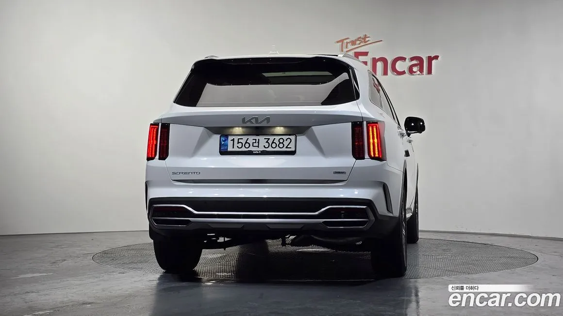 Kia Sorento — фото 5