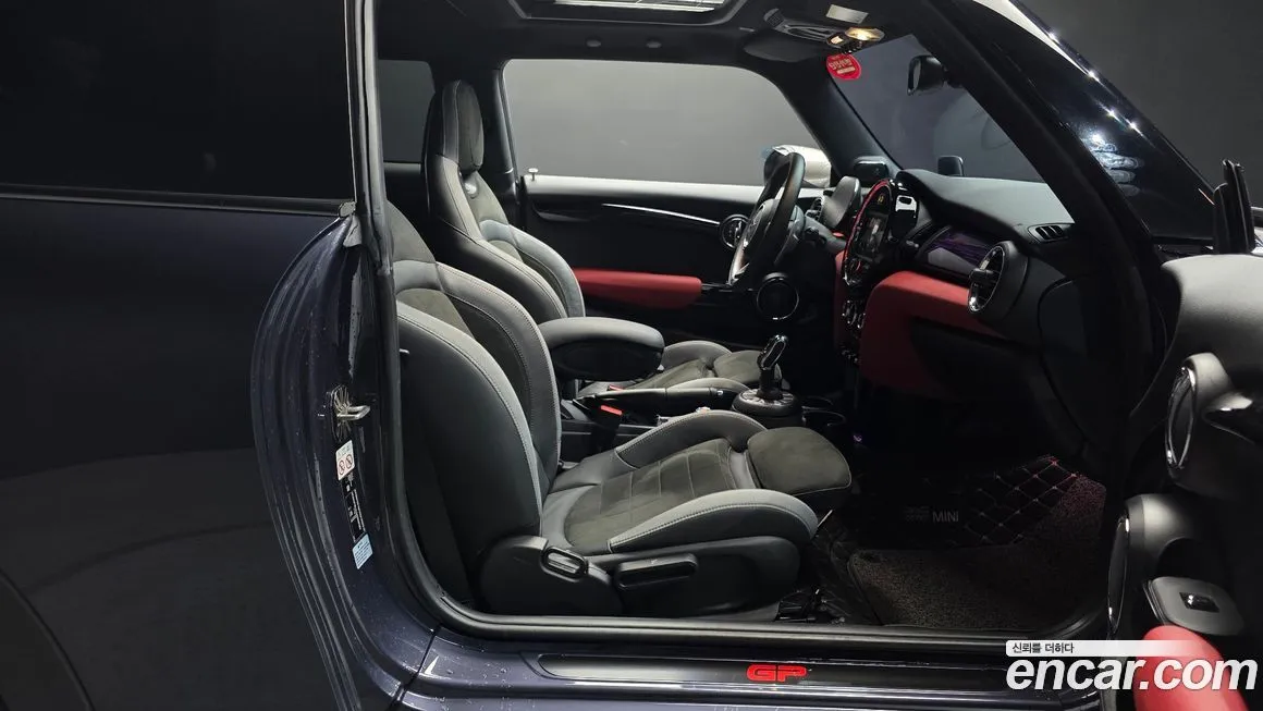 Mini Cooper 2021 из KR, фото 7