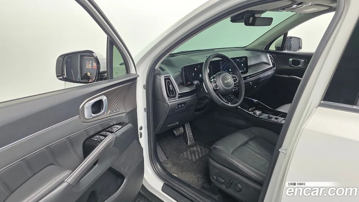 Kia Sorento — фото 6