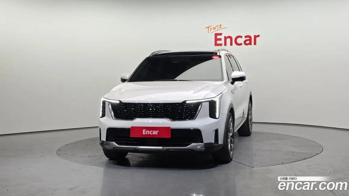 Kia Sorento — фото 9