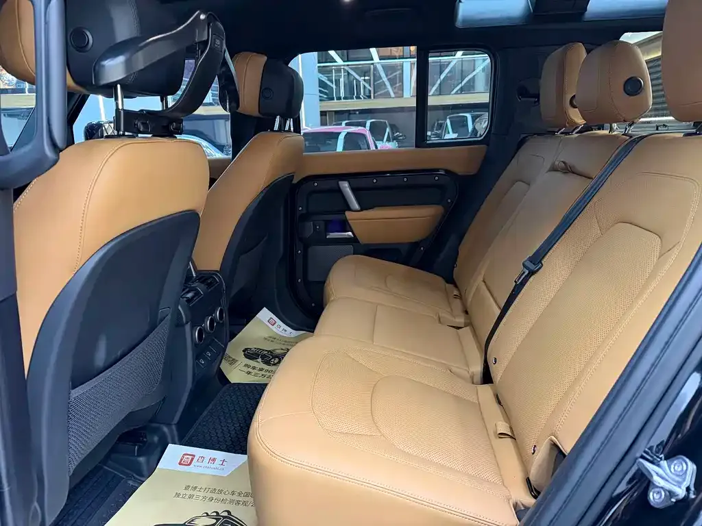 Land Rover Defender — фото 8