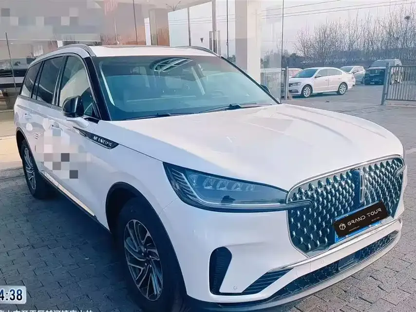 Lincoln Aviator — фото 1