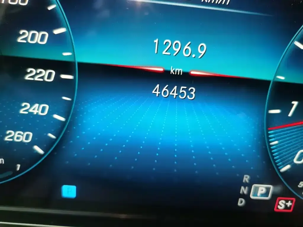 Mercedes-Benz E-Class 2021 из CN, фото 6