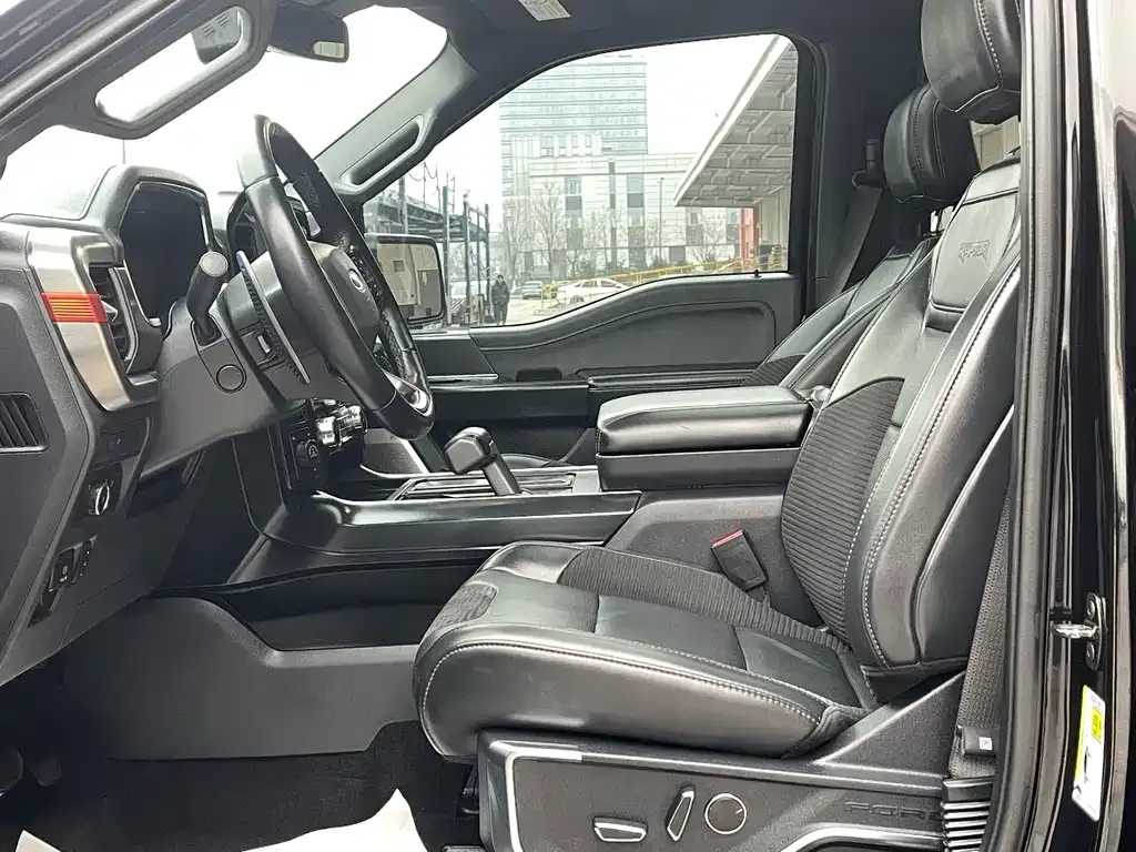 Ford F-150 Raptor 2023 из CN, фото 2