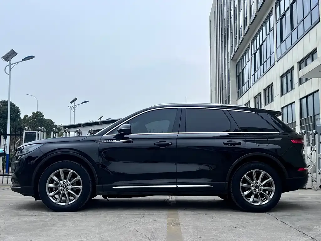Lincoln Corsair 2021 из CN, фото 2