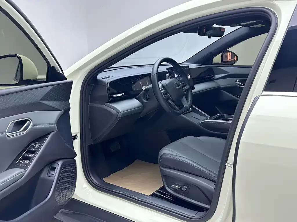 BYD Qin L 2025 из CN, фото 10