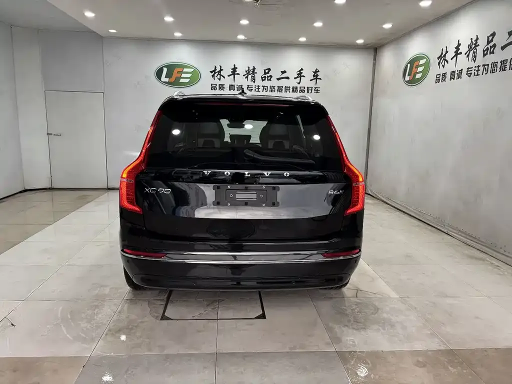 Volvo XC90 2023 из CN, фото 2