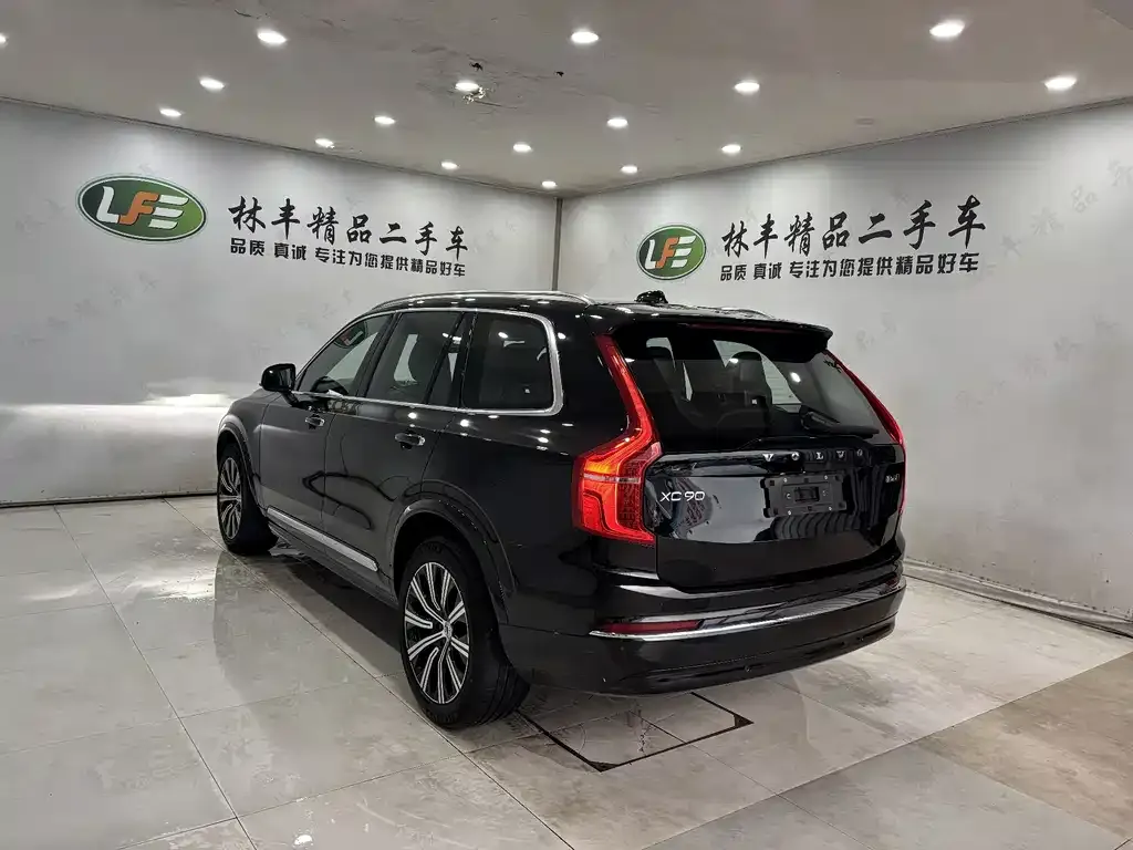 Volvo XC90 2023 из CN, фото 6