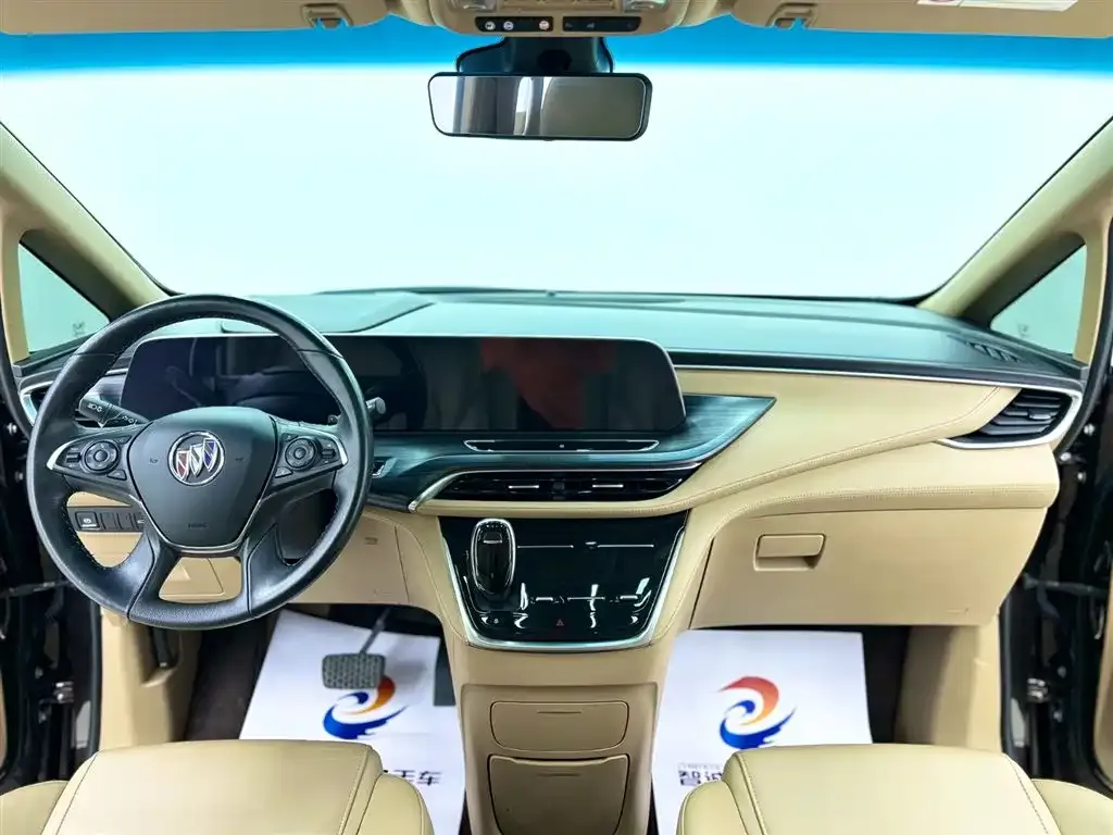 Buick GL8 2021 из CN, фото 3