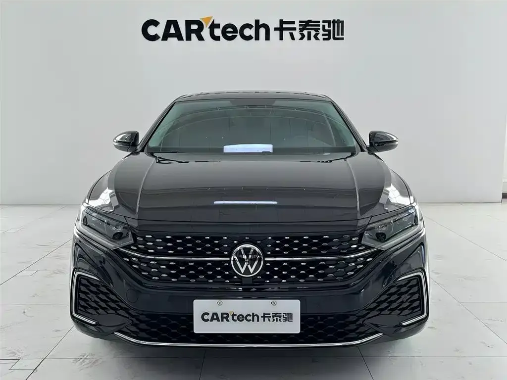 Volkswagen Passat 2022 из CN, фото 3