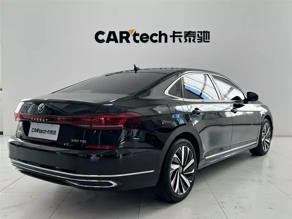 Volkswagen Passat 2022 из CN, фото 8