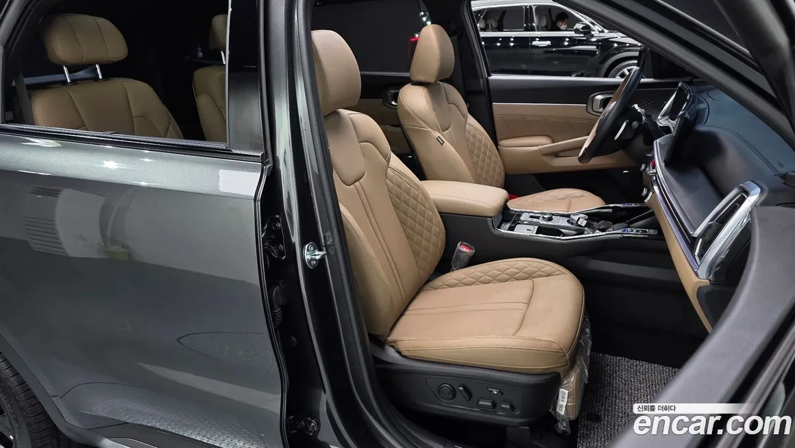 Kia Sorento — фото 6