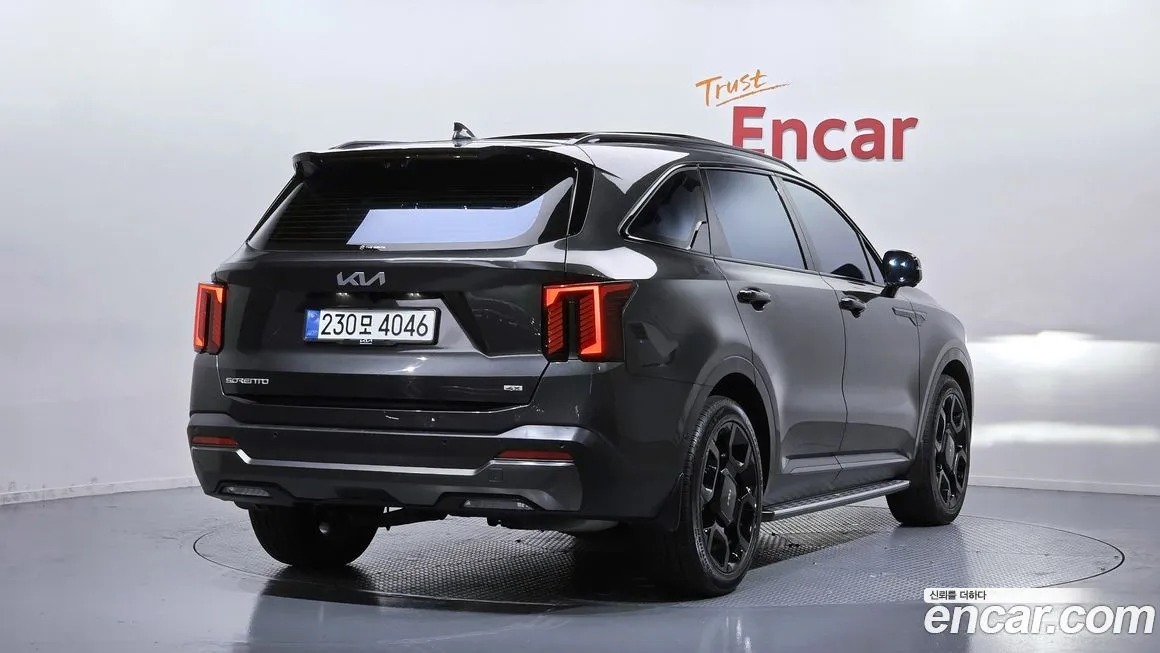 Kia Sorento — фото 10