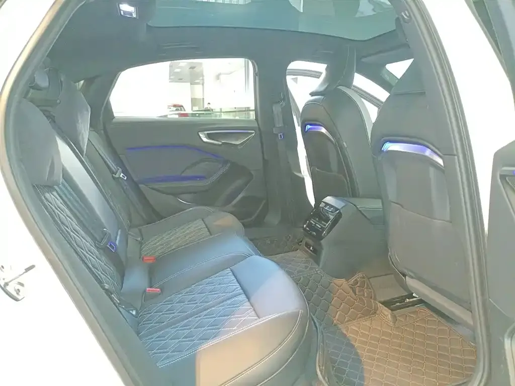 Audi A5L 2025 из CN, фото 6