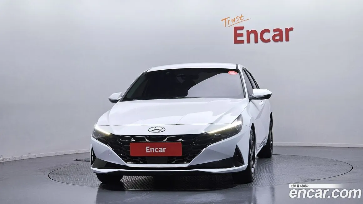 Hyundai AVANTE — фото 2
