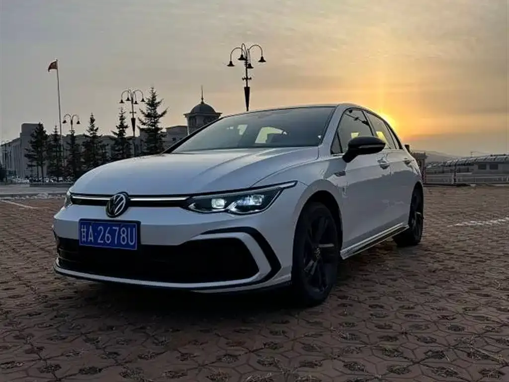 Volkswagen Golf 2022 из CN, фото 1