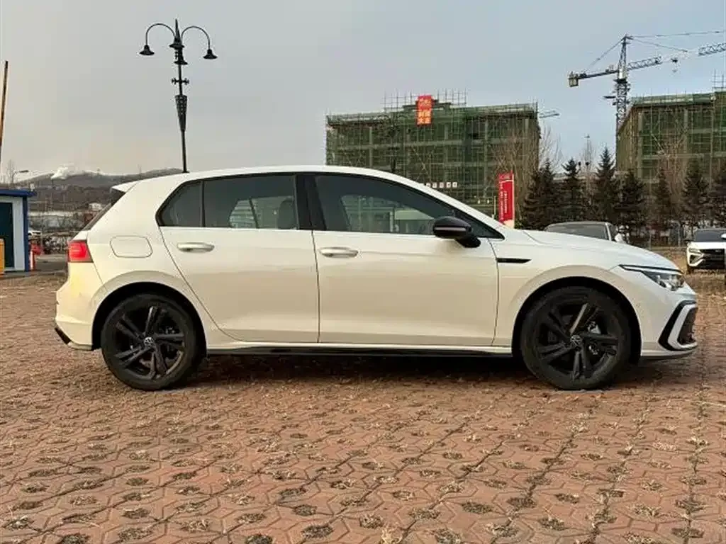 Volkswagen Golf 2022 из CN, фото 9