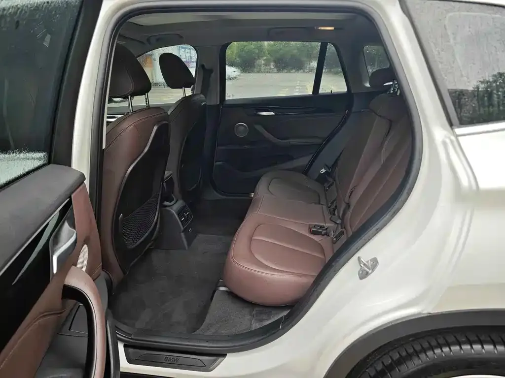 BMW X1 2022 из CN, фото 2