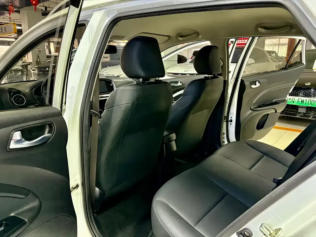Kia KX1 — фото 3