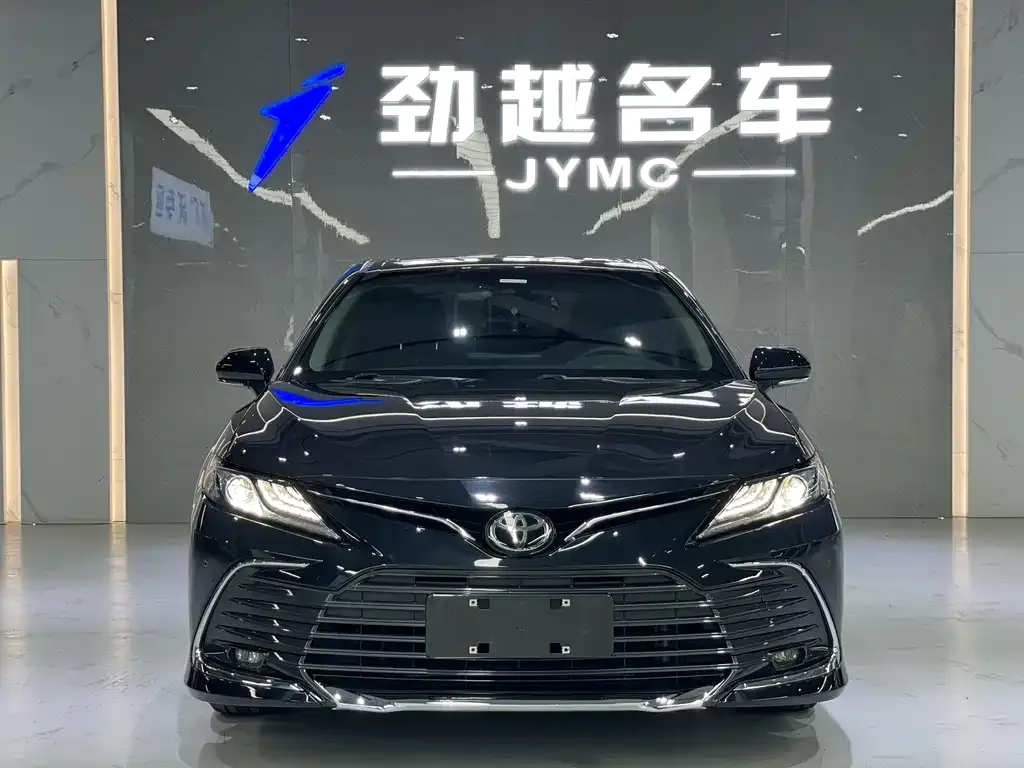 Toyota Camry 2023 из CN, фото 3