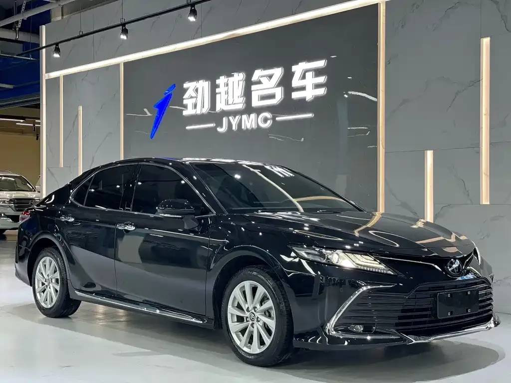 Toyota Camry 2023 из CN, фото 8