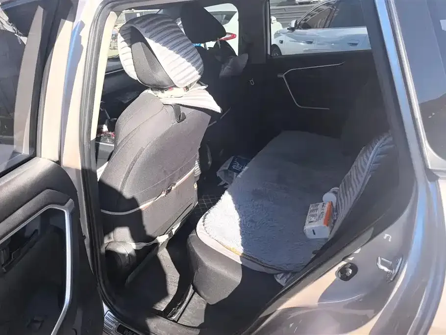Toyota Wildlander 2022 из CN, фото 7