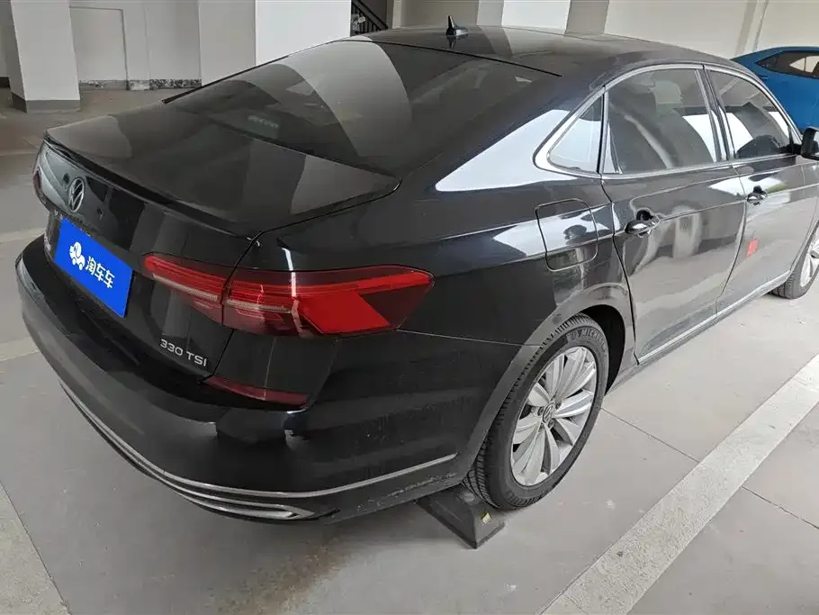 Volkswagen Passat 2021 из CN, фото 10