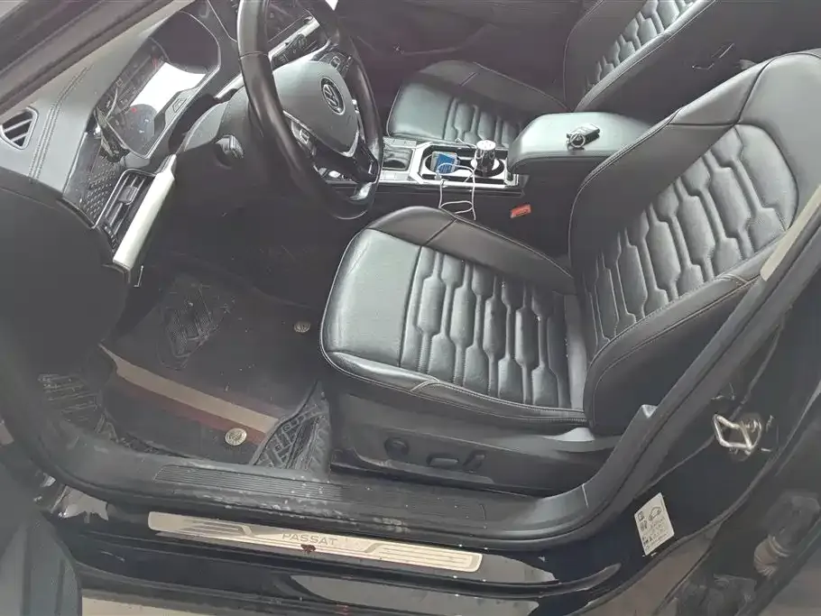 Volkswagen Passat 2021 из CN, фото 3