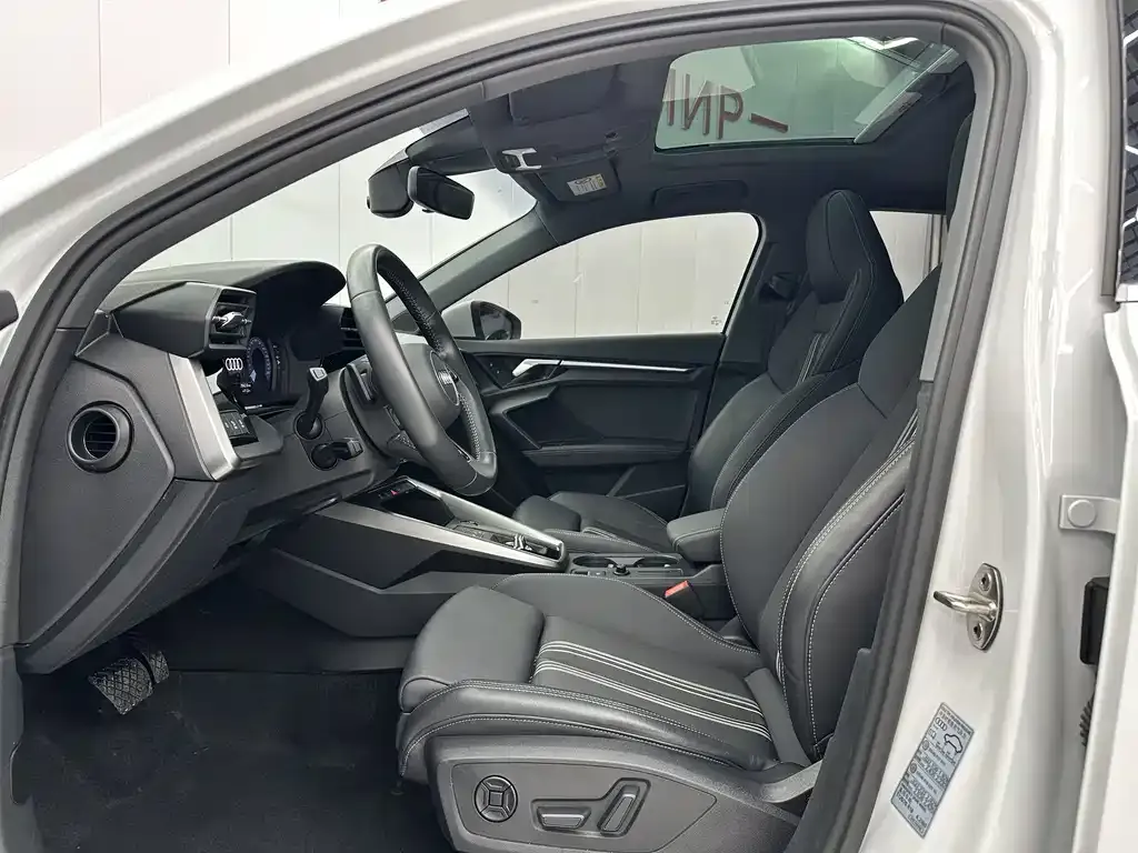 Audi A3 2022 из CN, фото 9