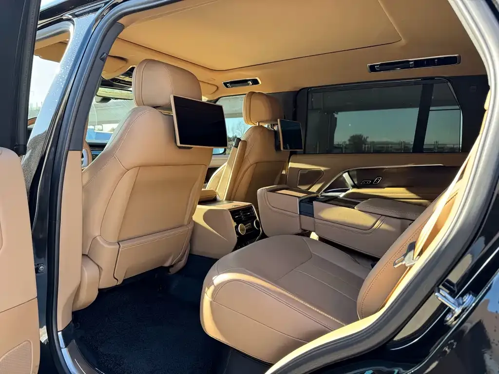 Land Rover Range Rover 2025 из CN, фото 9