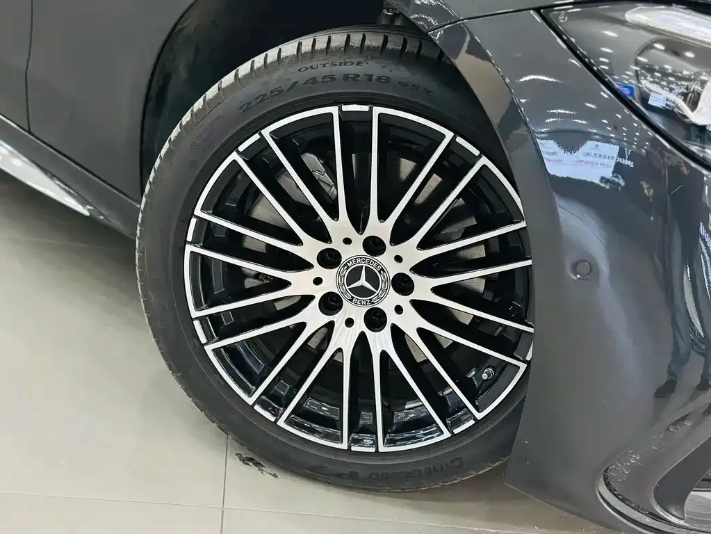 Mercedes-Benz C-Class 2024 из CN, фото 5