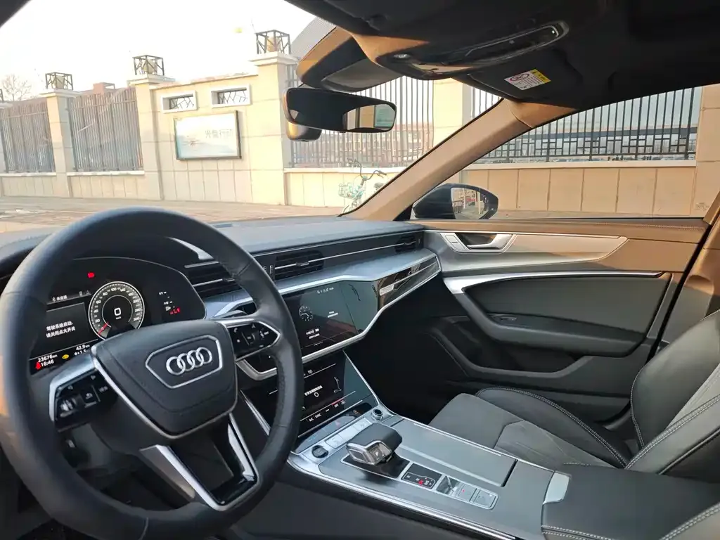 Audi A6L 2024 из CN, фото 5