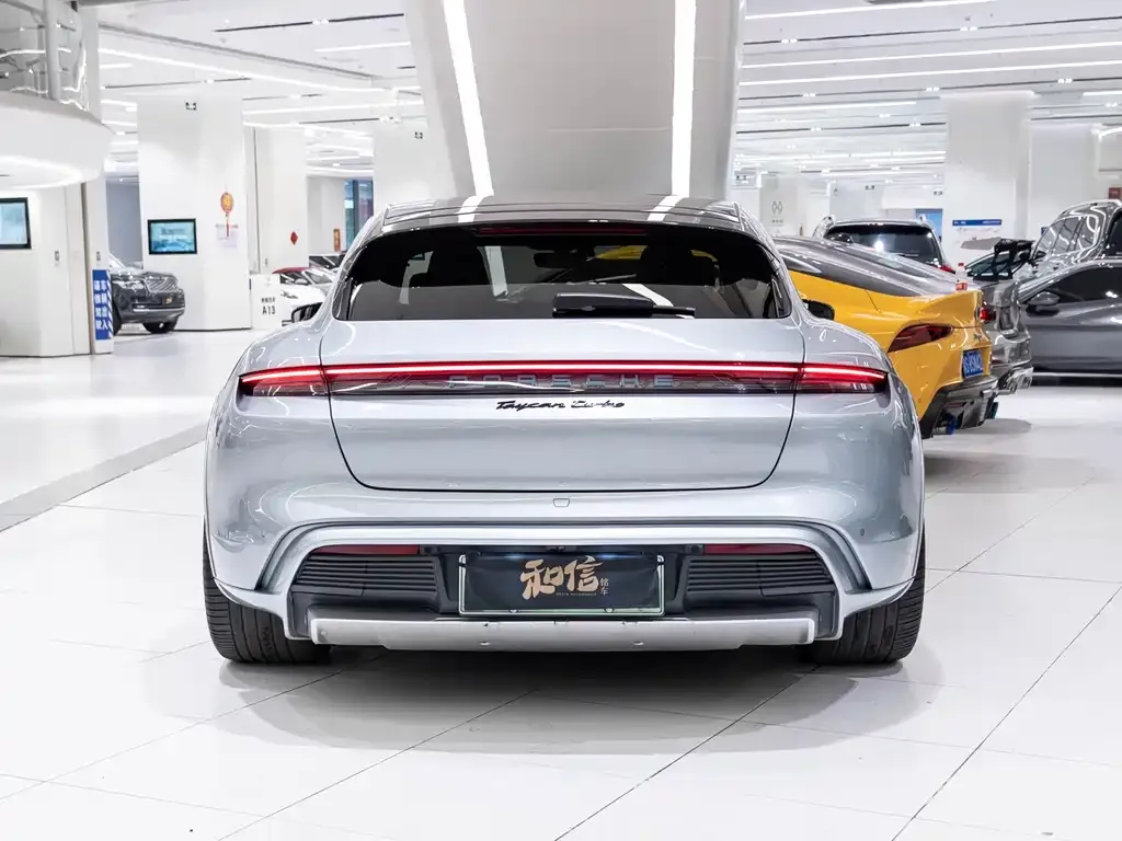 Porsche Taycan 2023 из CN, фото 8