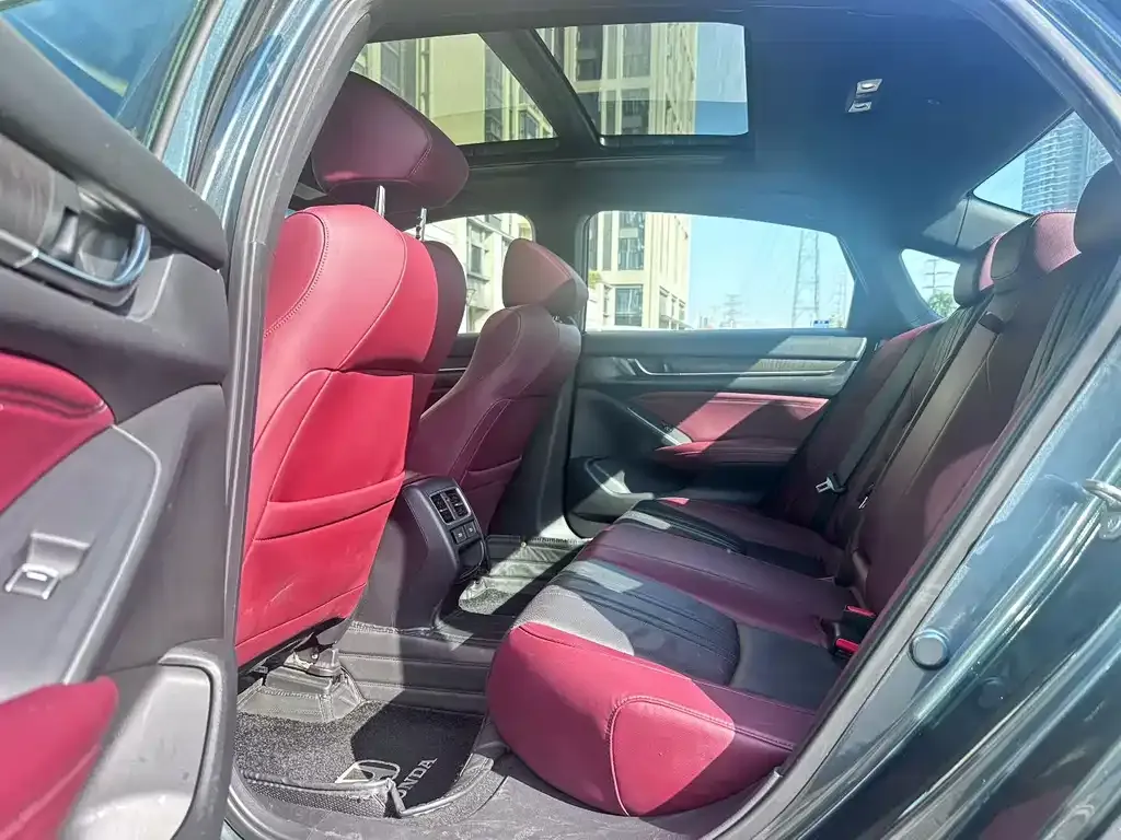 Honda Inspire 2022 из CN, фото 2