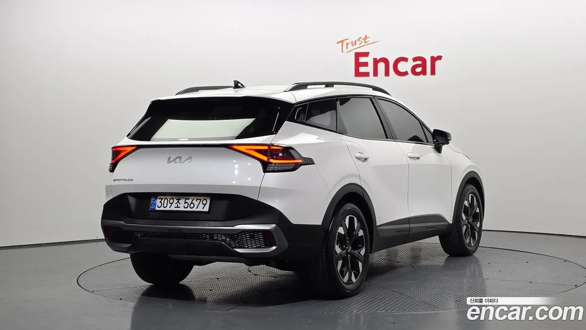 Kia Sportage — фото 10