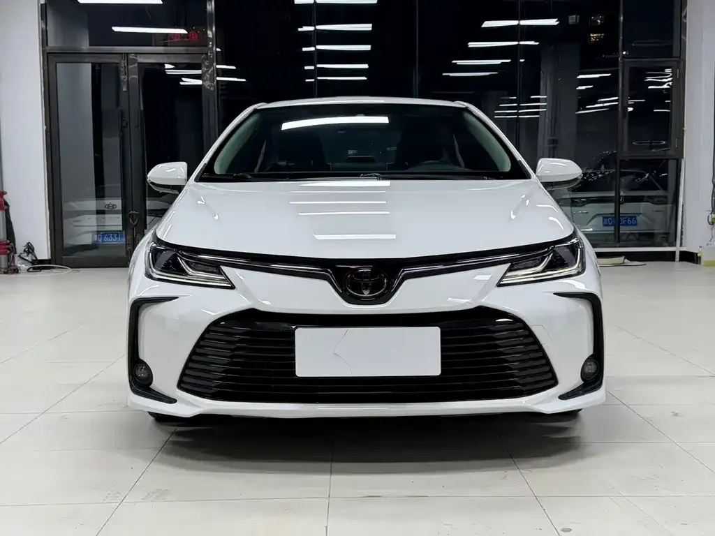 Toyota Corolla 2021 из CN, фото 2
