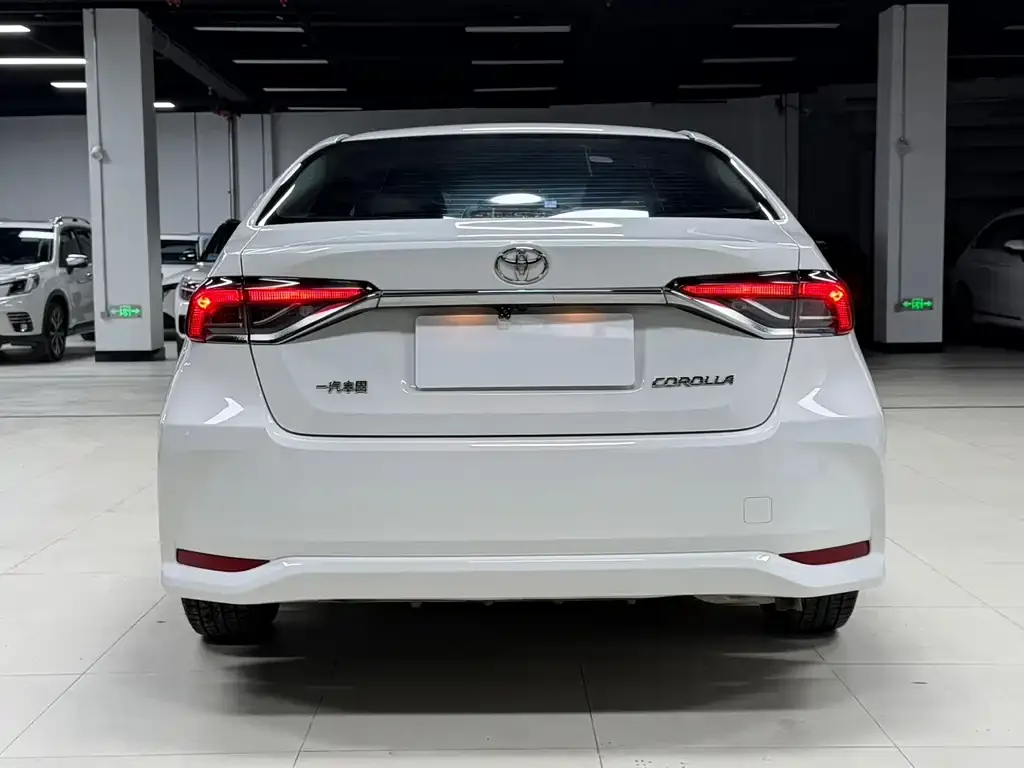 Toyota Corolla 2021 из CN, фото 10