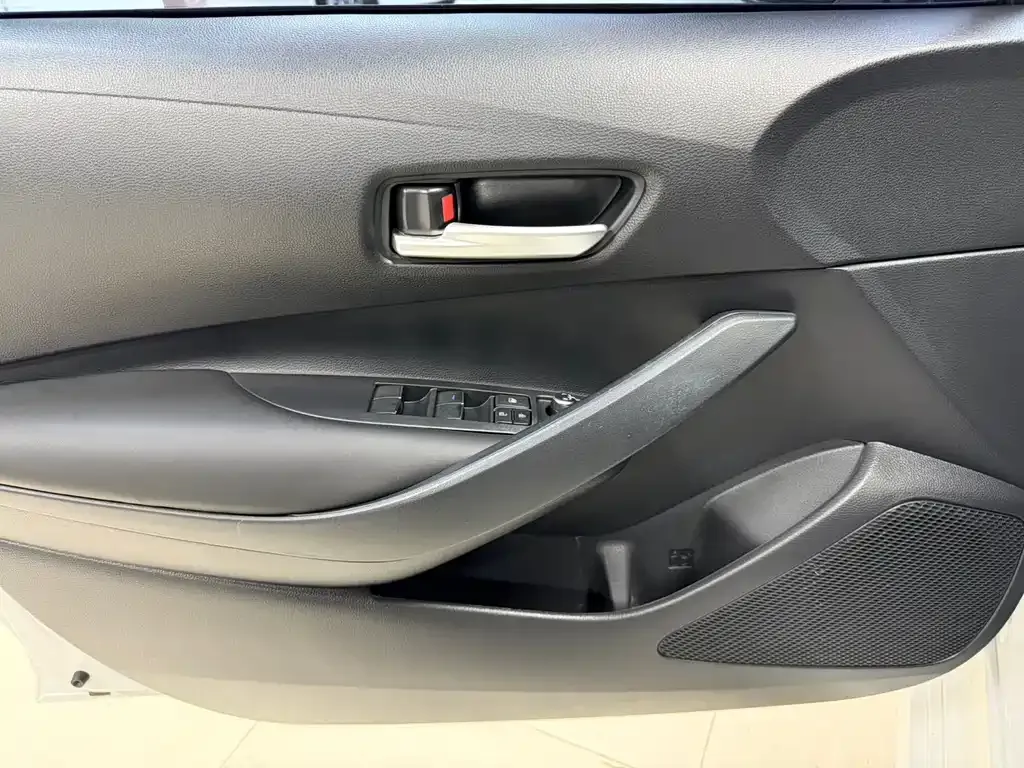 Toyota Corolla 2021 из CN, фото 8