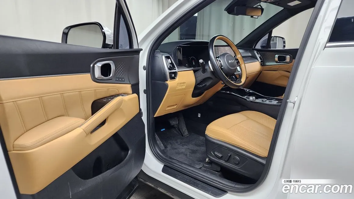 Kia Sorento — фото 6
