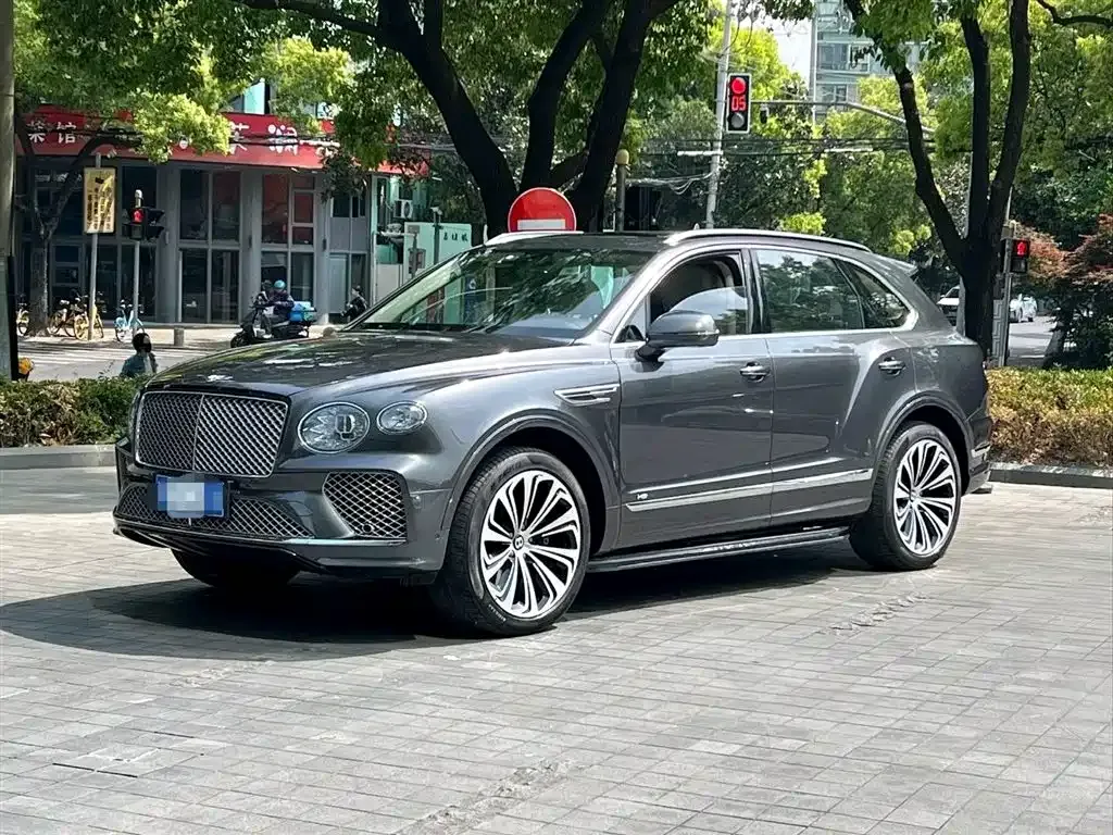 Bentley Bentayga 2021 из CN, фото 1