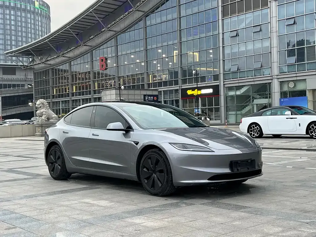 Tesla Model 3 2024 из CN, фото 6