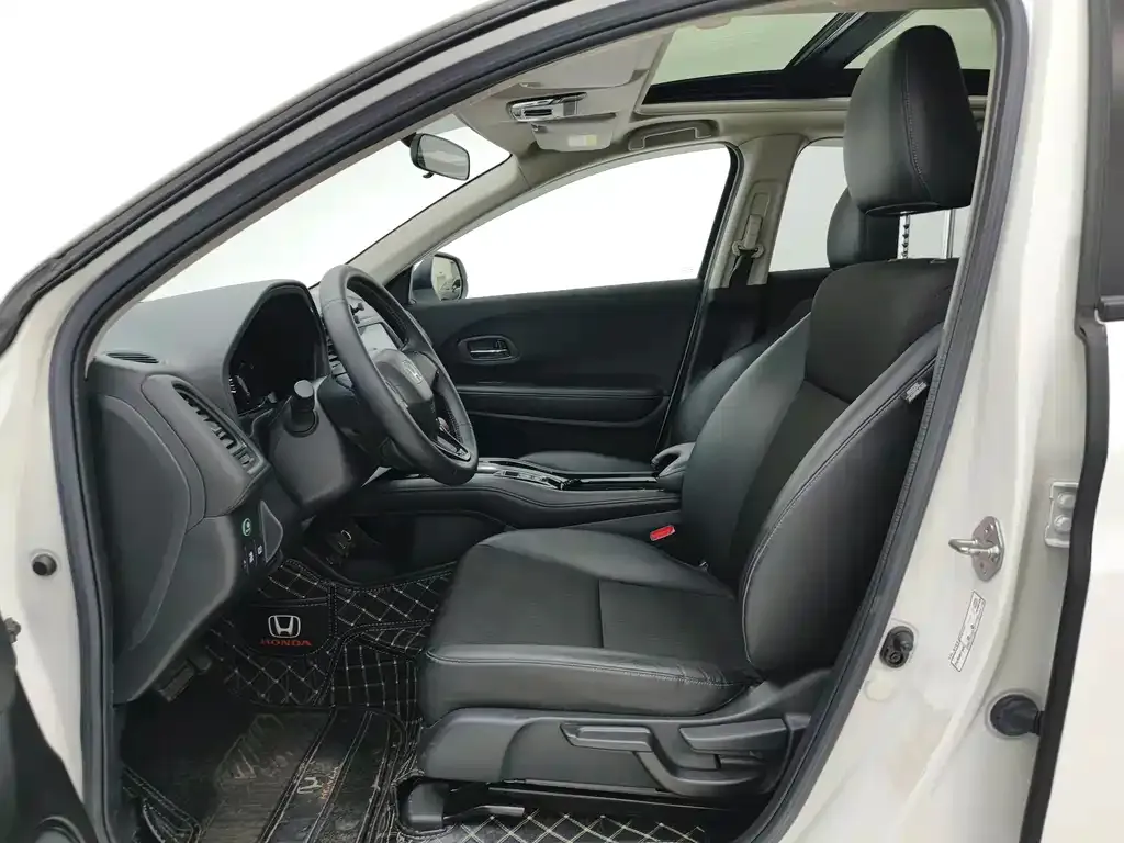 Honda Vezel 2022 из CN, фото 10