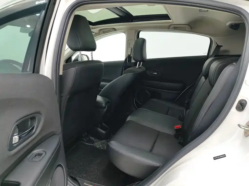 Honda Vezel 2022 из CN, фото 3