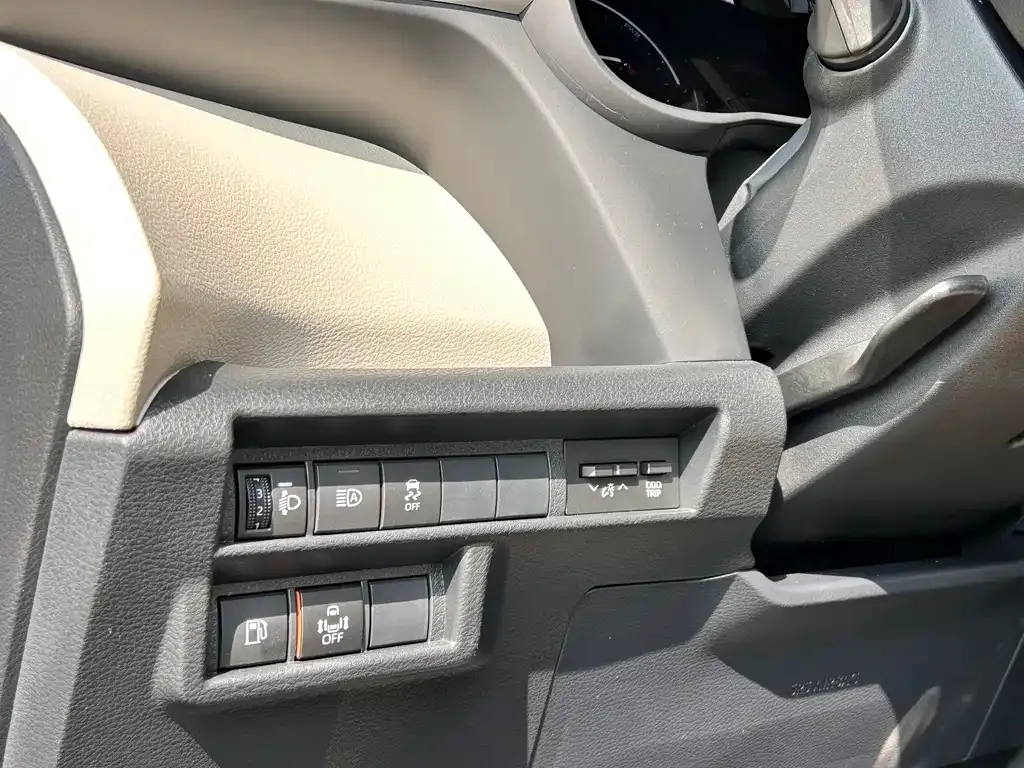 Toyota Sienna 2024 из CN, фото 3
