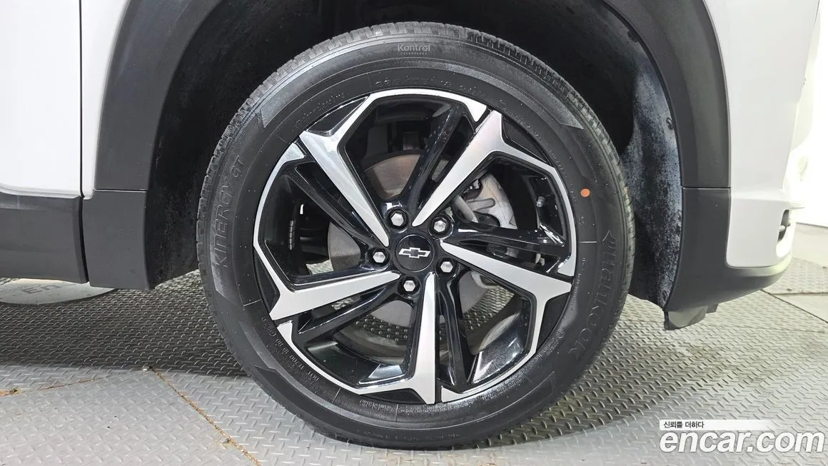 Chevrolet (GM Daewoo) Trailblazer 2023 из KR, фото 3