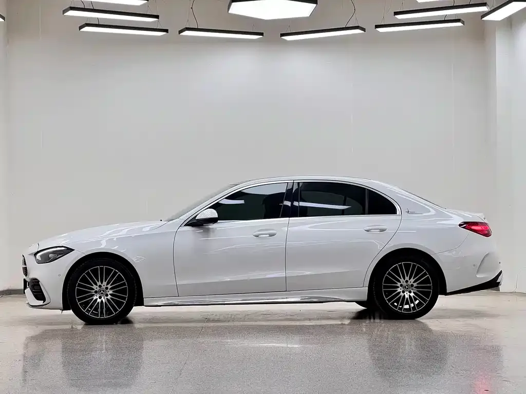 Mercedes-Benz C-Class 2024 из CN, фото 8
