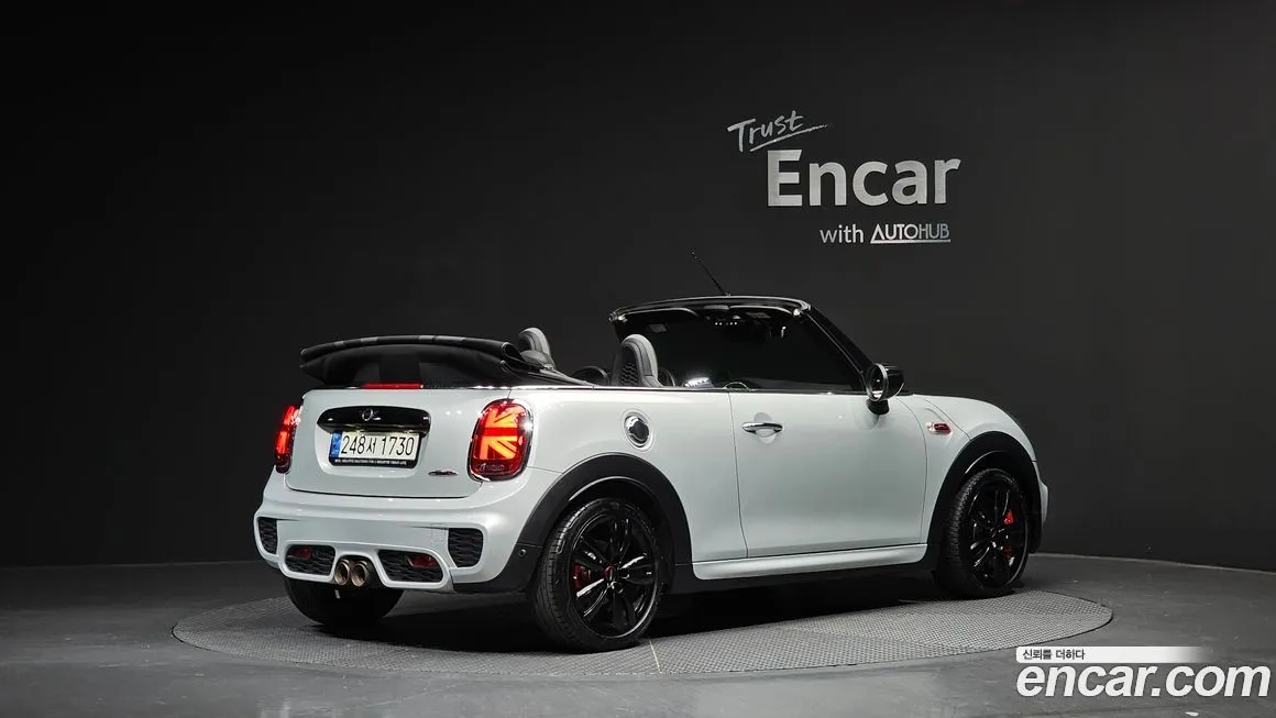 Mini Cooper Convertible 2021 из KR, фото 2