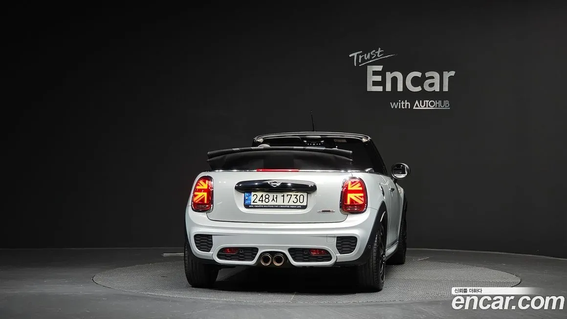 Mini Cooper Convertible 2021 из KR, фото 7