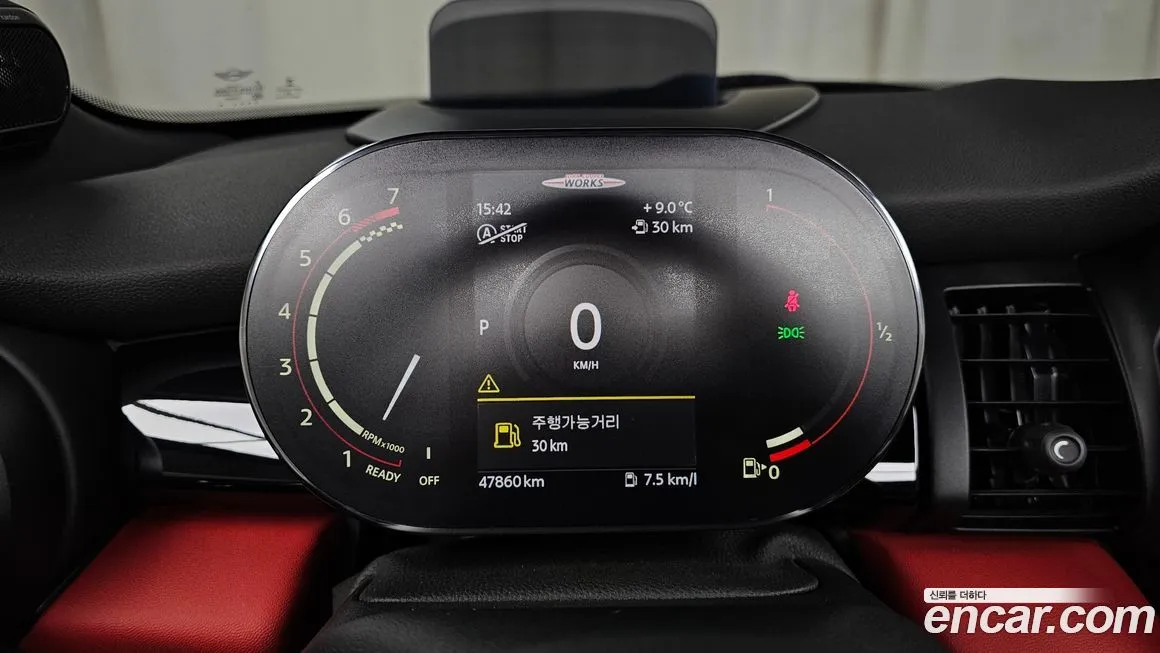 Mini Cooper Convertible 2021 из KR, фото 10